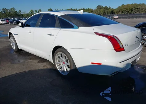 2014 Jaguar Xj из США, поврежденный, VIN SAJWA1CZ1E8V72082